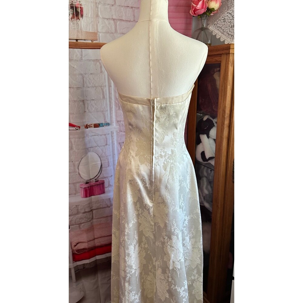 Vintage Ivory Floral Brocade Bridal Gown Strapless Lace-Up Wedding Dress - Picture 6 of 10